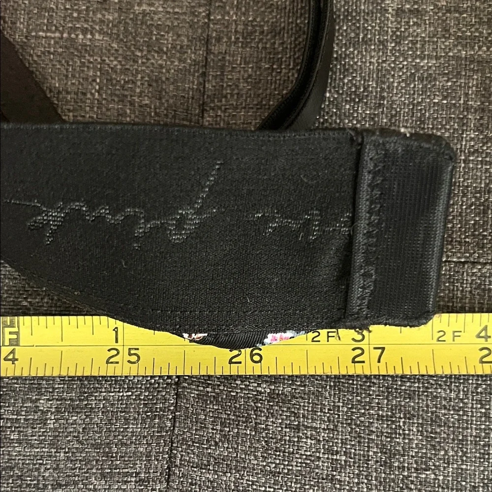 #1492+ Floral Black Bra - Picture 4 of 10